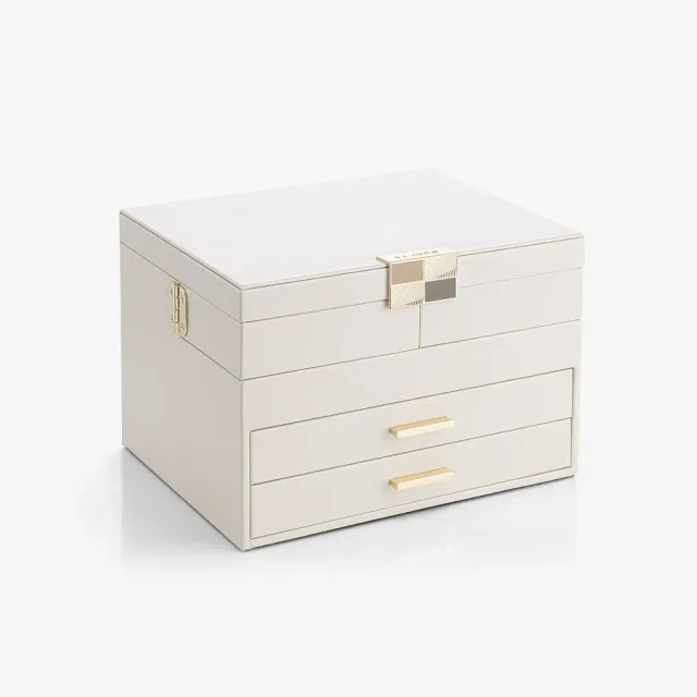 Vlando Quiet Luxe suuri korurasia 4 kerrosta