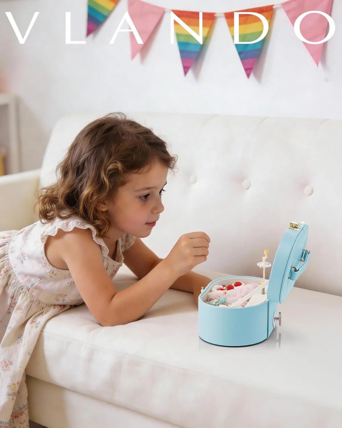 Vlando Oval Music Box soittorasia pyörivällä ballerinalla