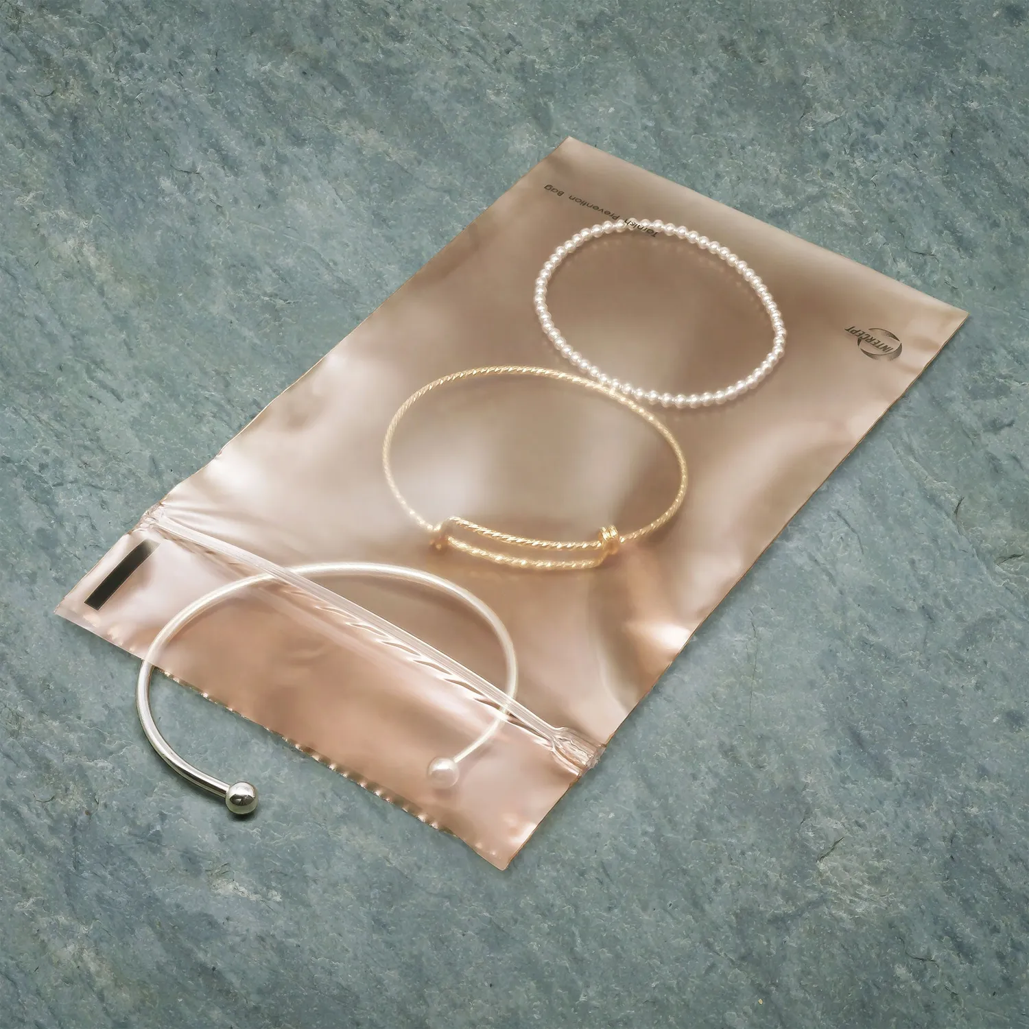 Corrosion Intercept® suljettava korupussi